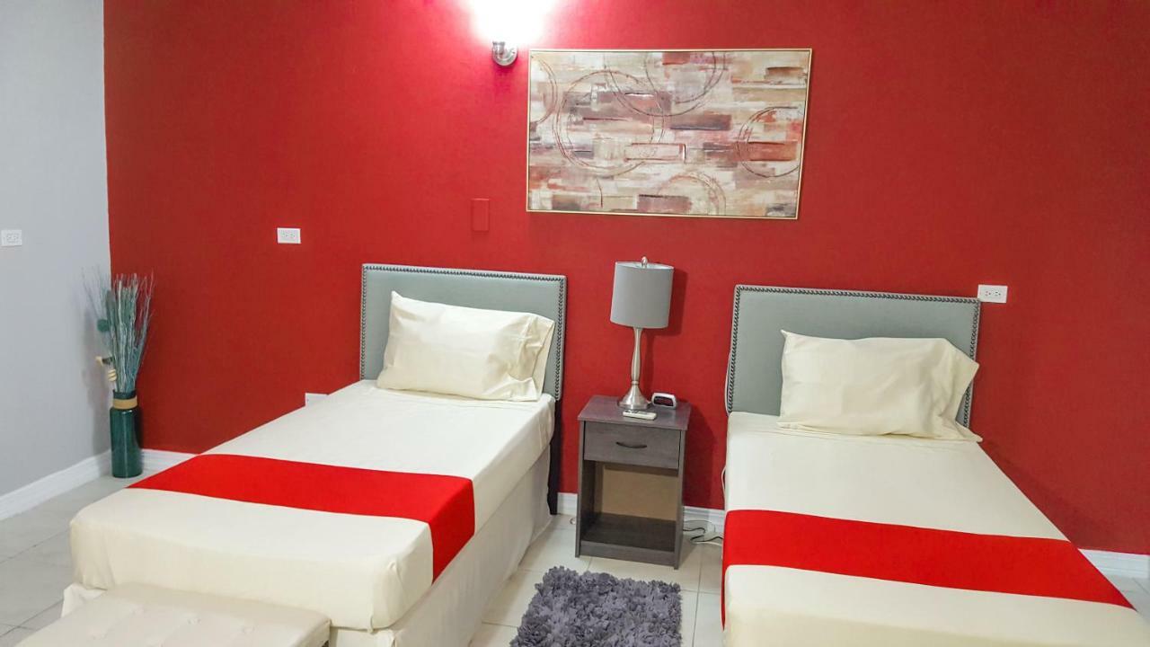 New Kingston Guest Apartments @ Donhead Εξωτερικό φωτογραφία