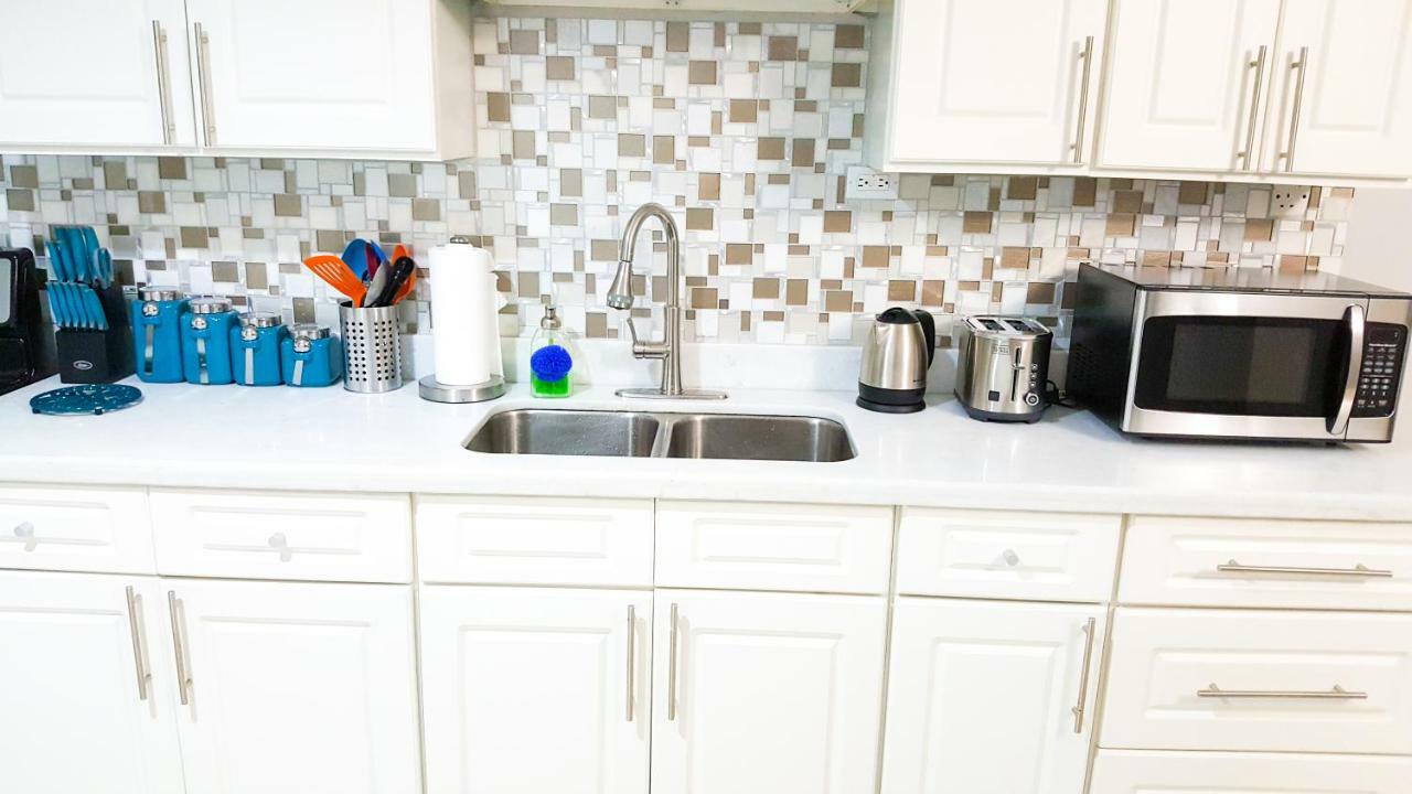 New Kingston Guest Apartments @ Donhead Εξωτερικό φωτογραφία