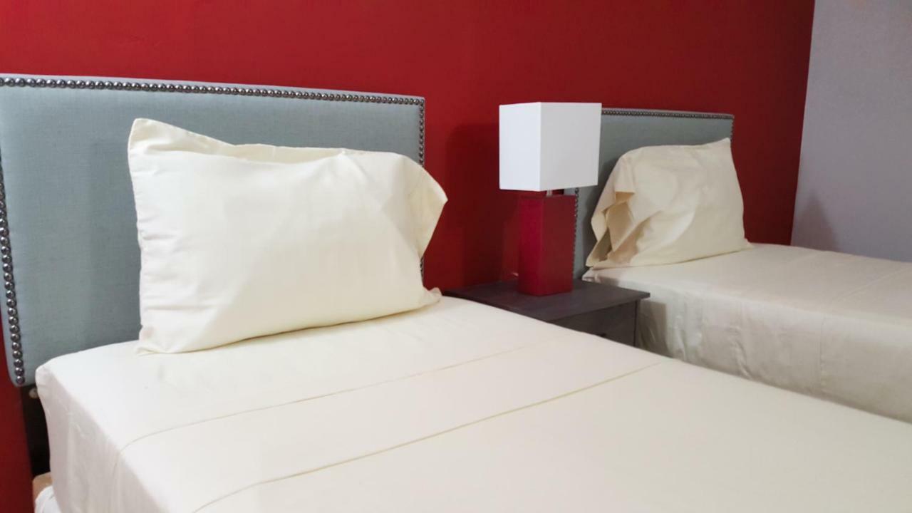 New Kingston Guest Apartments @ Donhead Εξωτερικό φωτογραφία